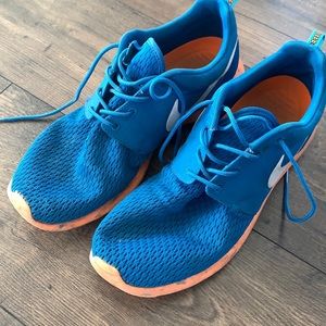 Nike Roshe Shoes Men size 9.5